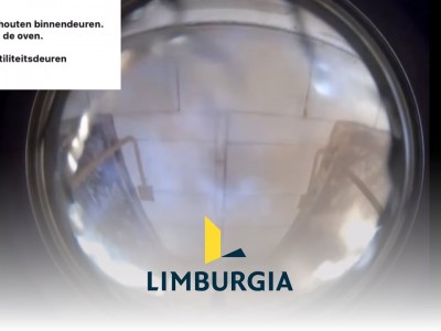 Beeld vanuit de oven: Wat gebeurt er met houten binnendeuren bij een brandtest?